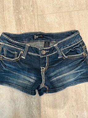 Cute denim shorts jr size 5